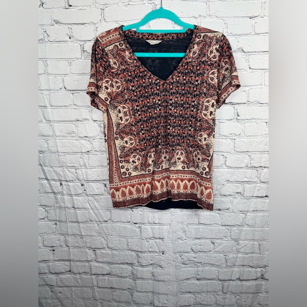 Lucky Brand v-Neck Top